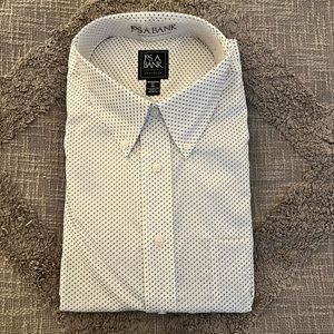 Jos. A. Bank long sleeve men’s shirt. Traditional fit. Traveler. XXL